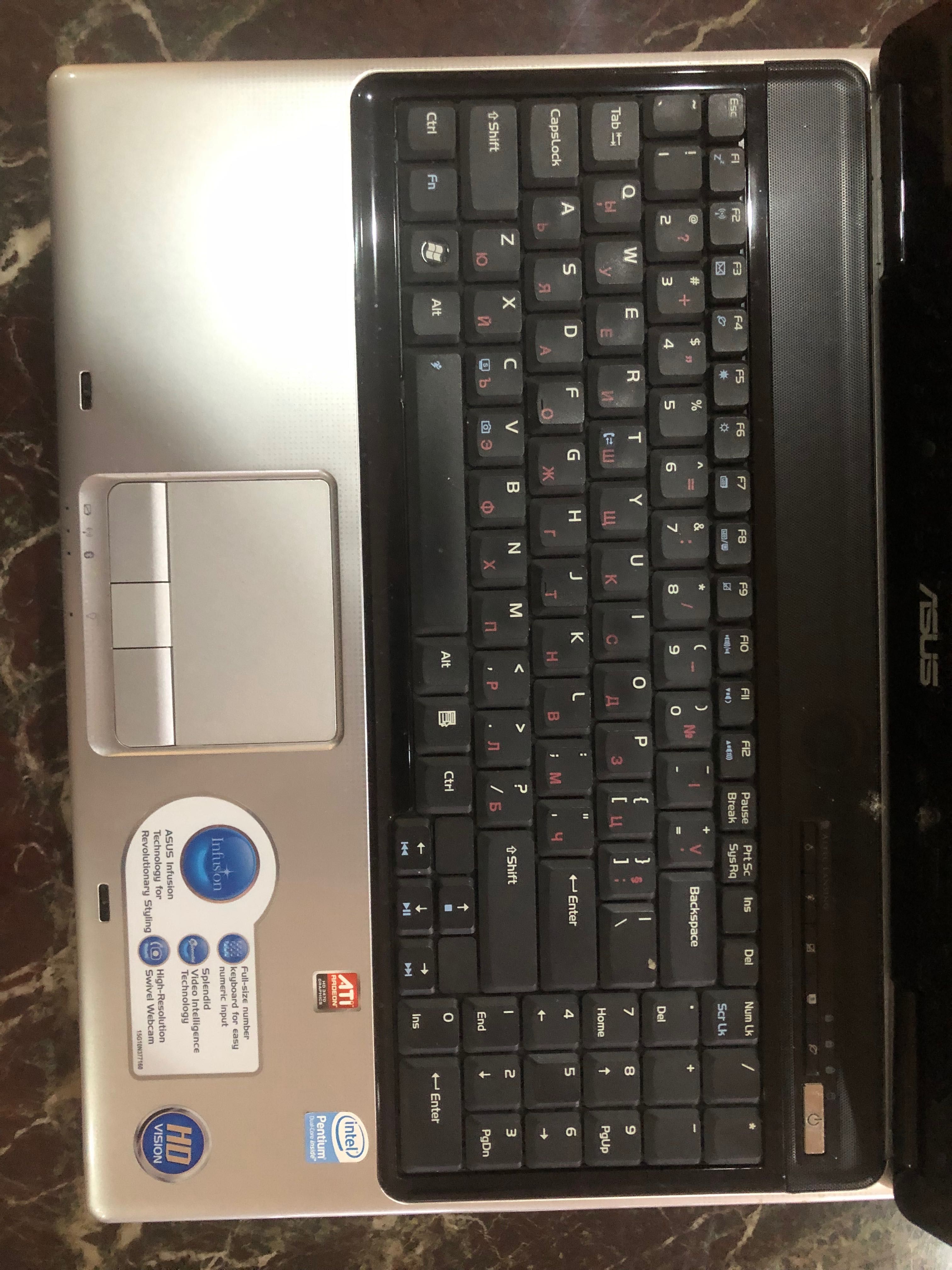 Лаптоп ASUS M51V