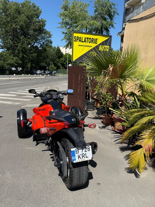 Can Am Spyder RSS 2014 semiautomat