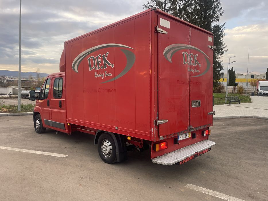 Peugeot boxer 7 locuri