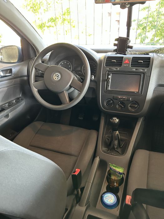 Mașină în stare bună Golf 5, albastru