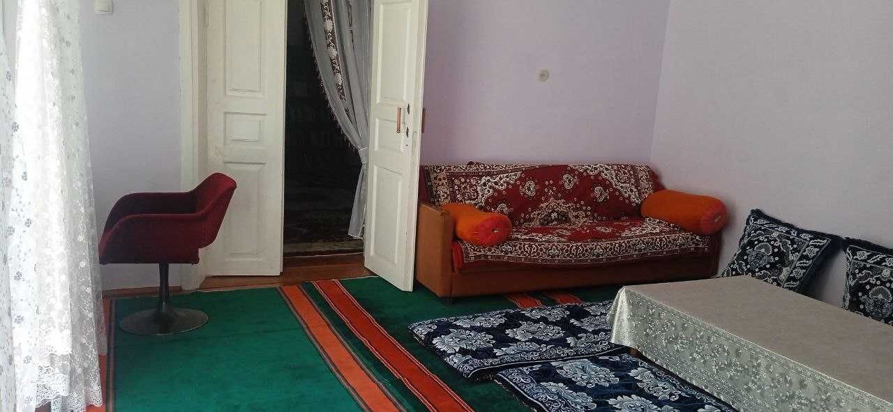 Loyish shaharchasida hovli joy sotiladi