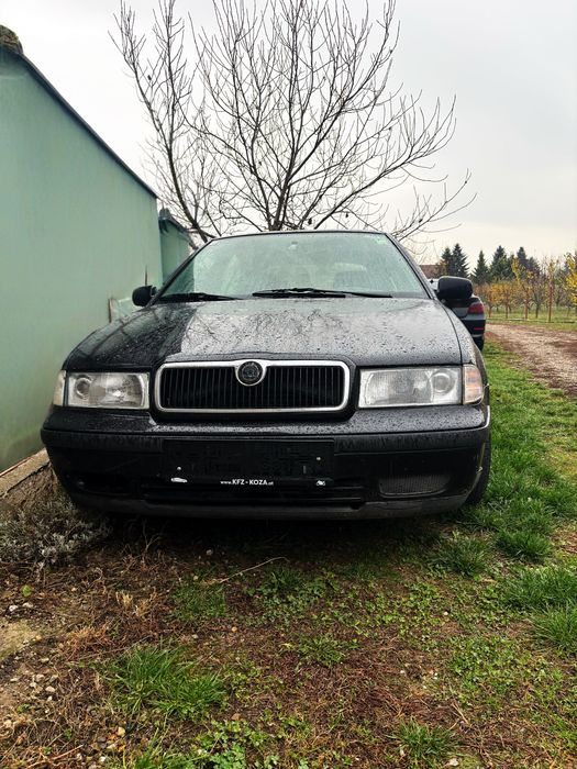 Skoda octavia 1.6 benzina