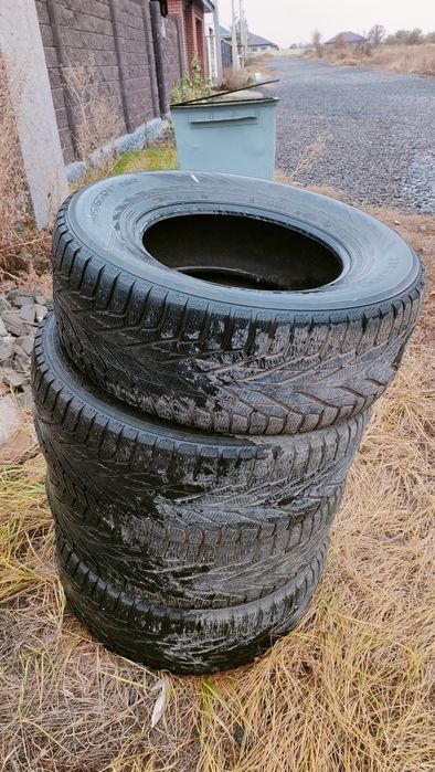 Зимний резина 285/65/17
