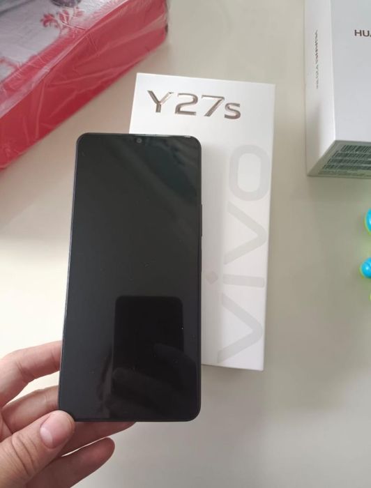 Vivo y27s 8/128Gb 2023 года андройд 15