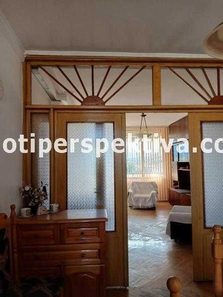 реф.17916 Четири отделни стаи, отлична локация-Камела!