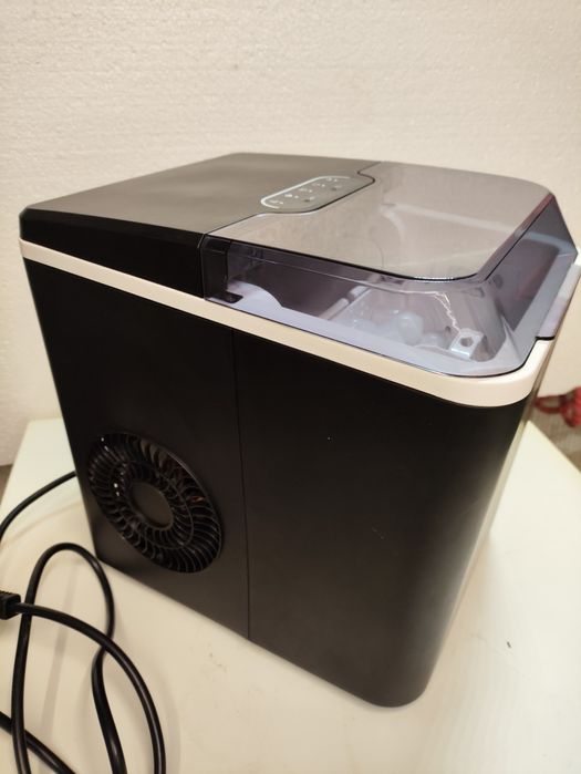 Малък ледогенератор