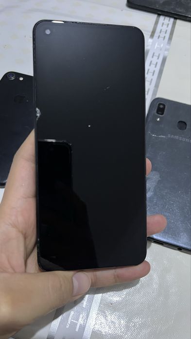 Продам смартфоны