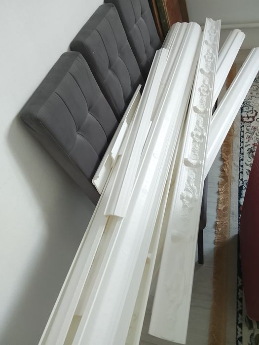 Плинтус в хорошем состоянии