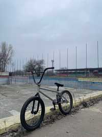 Bmx трюковой велосипед