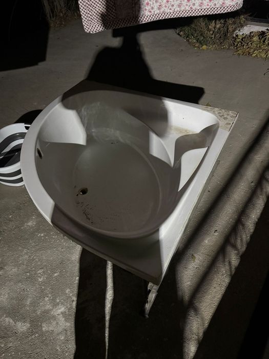 Б/у ванна для ванной комнаты