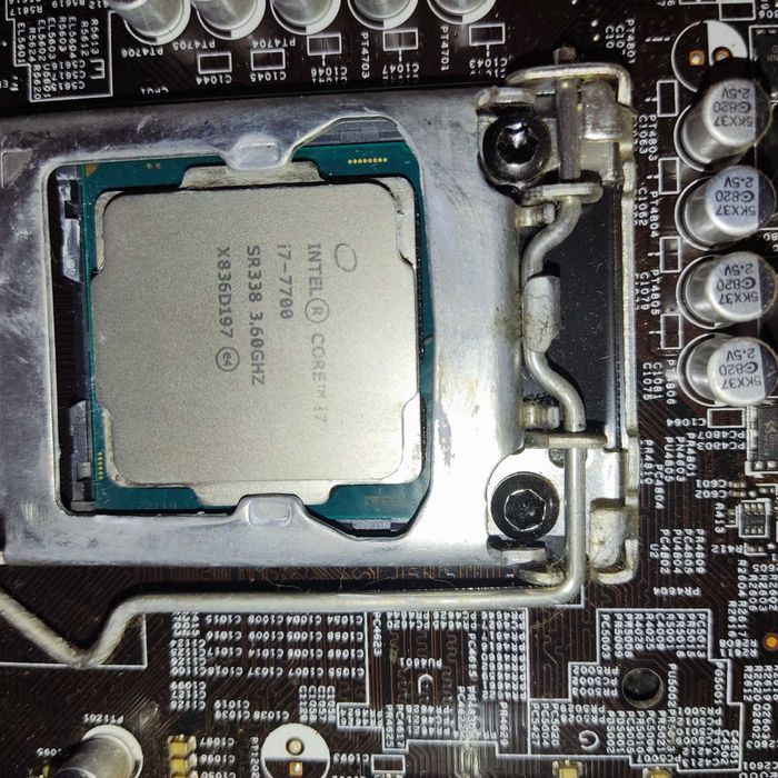 Процессор i7 7700