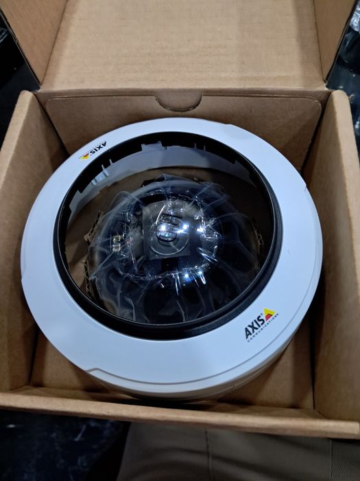 Camera supraveghere IP Dome Axis P3247-LVE, 5 MP