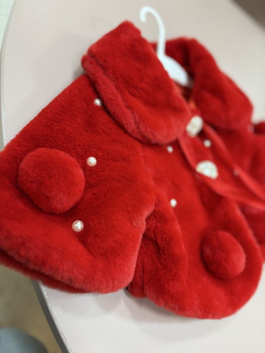 Blanita superba fetite