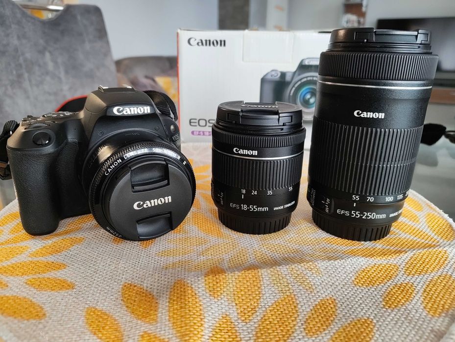 Фотоапарат Canon EOS 200D + 3бр обективи