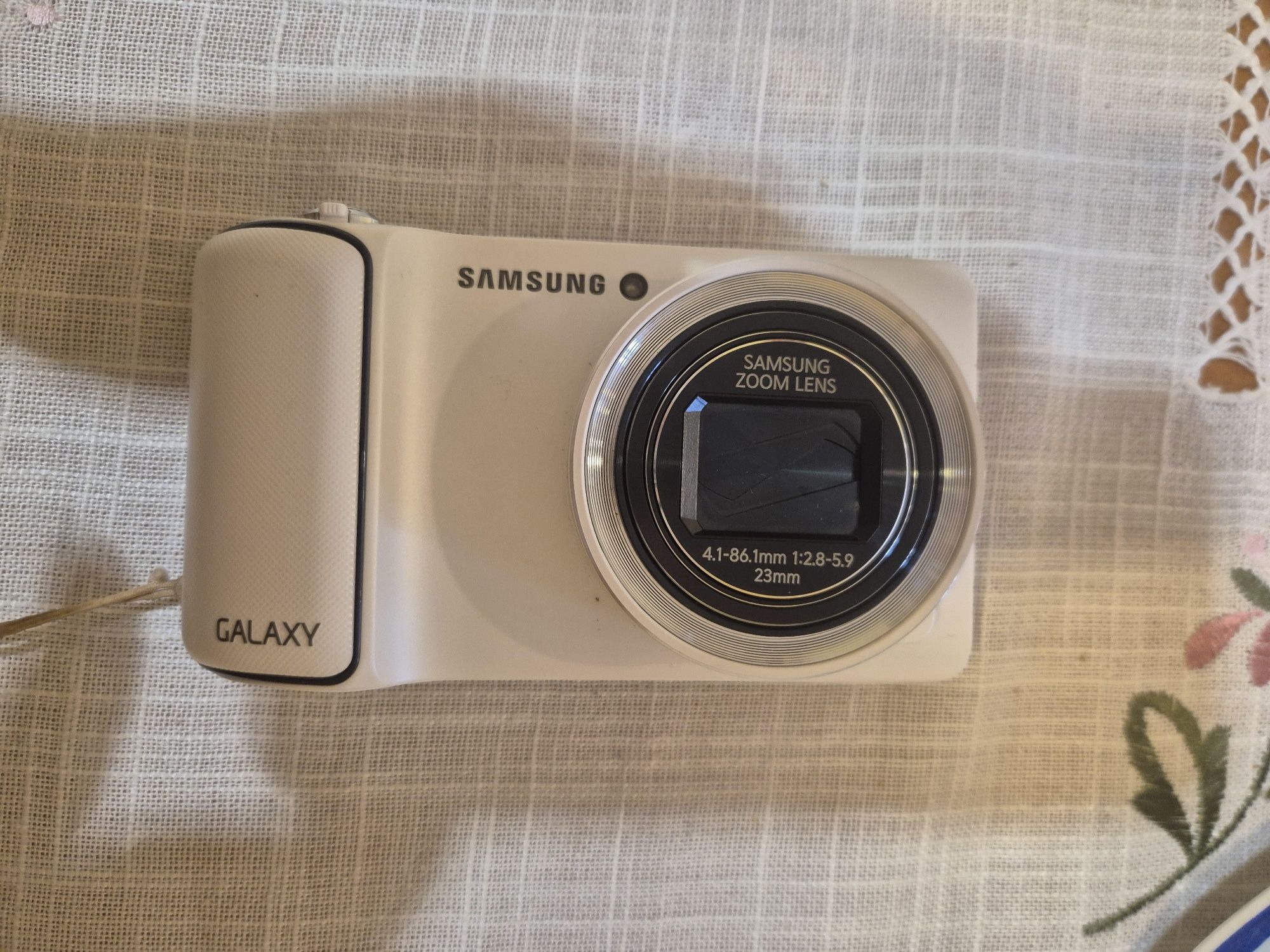 Дигитален фотоапарат Samsung Galaxy Camera EK-GC110