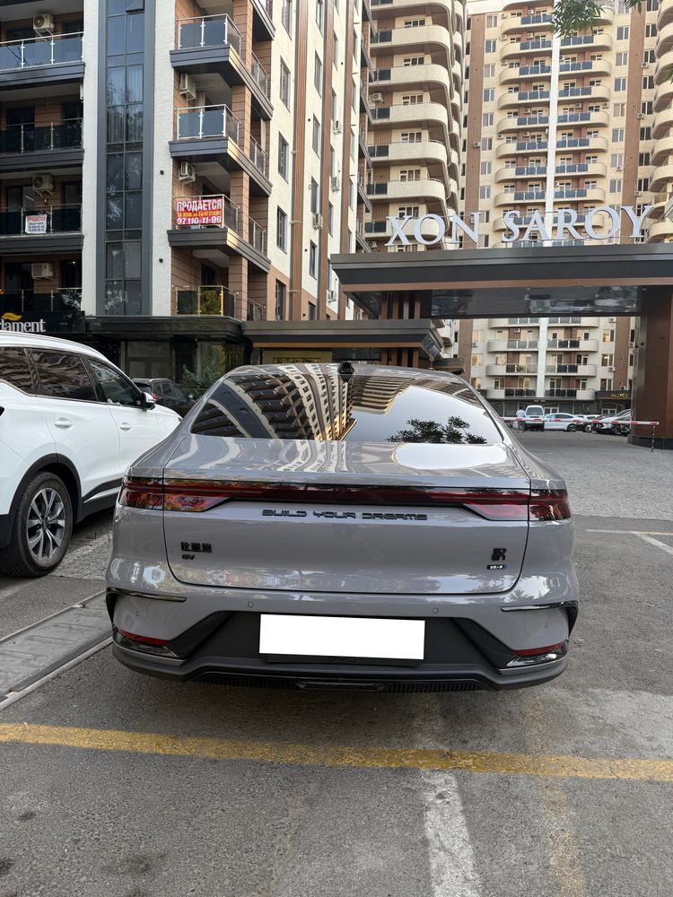 BYD HAN 2025 toza