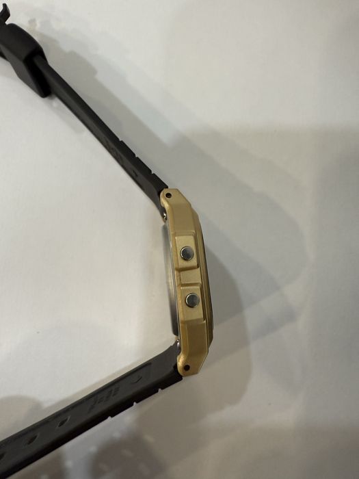 Продам часы CASIO F-91WM-9ADF