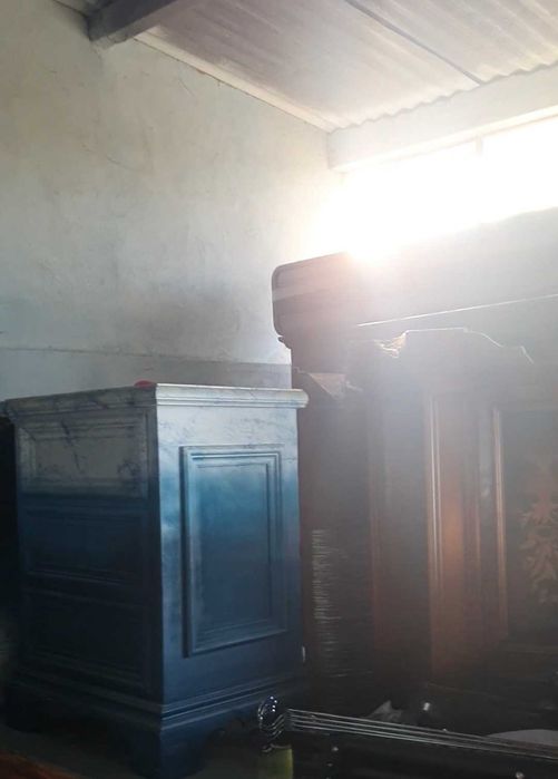 Vând stoc mobila second hand import Italia