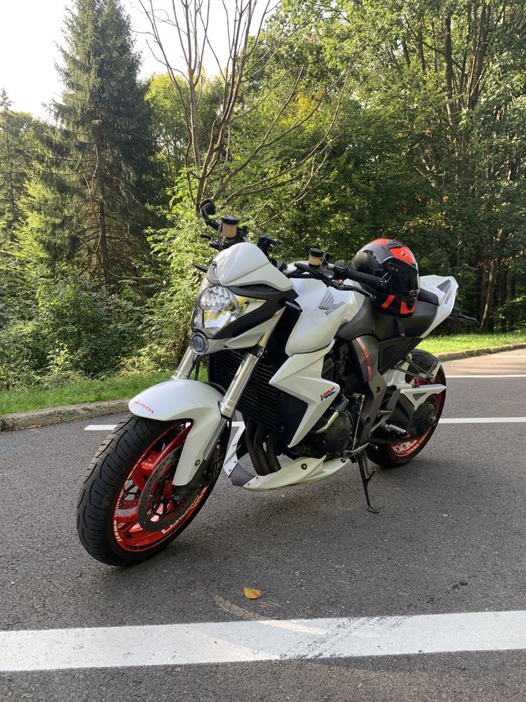 Honda CB 1000r ( nu kawasaki, suzuki, yamaha, aprilia, ktm)