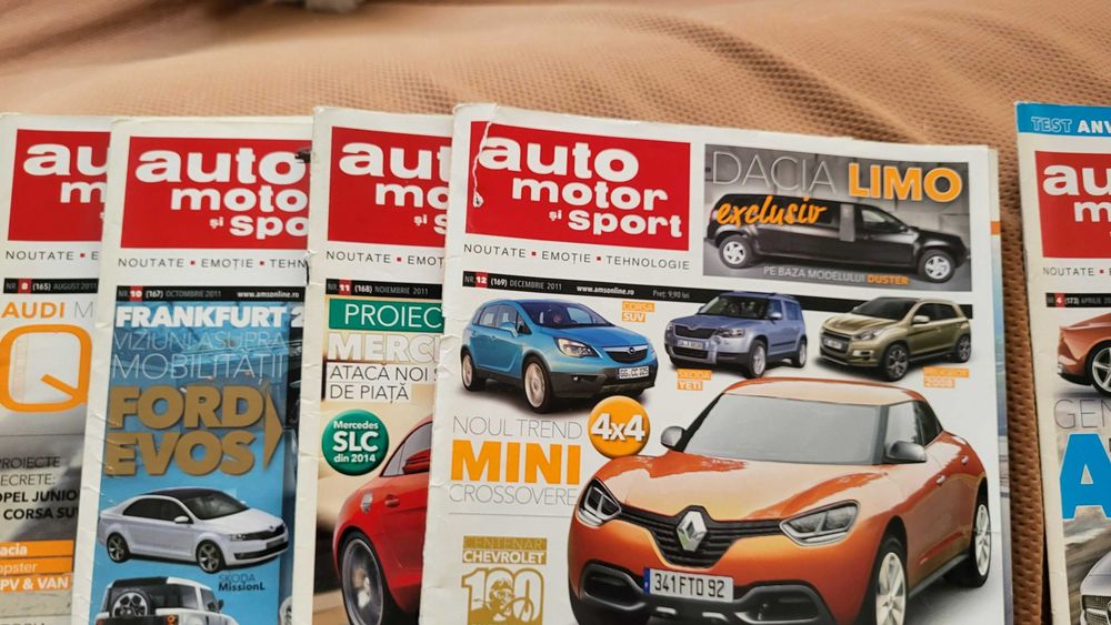 Vand colectie 21 nr. reviste Auto Motor si Sport 2010-2013 -