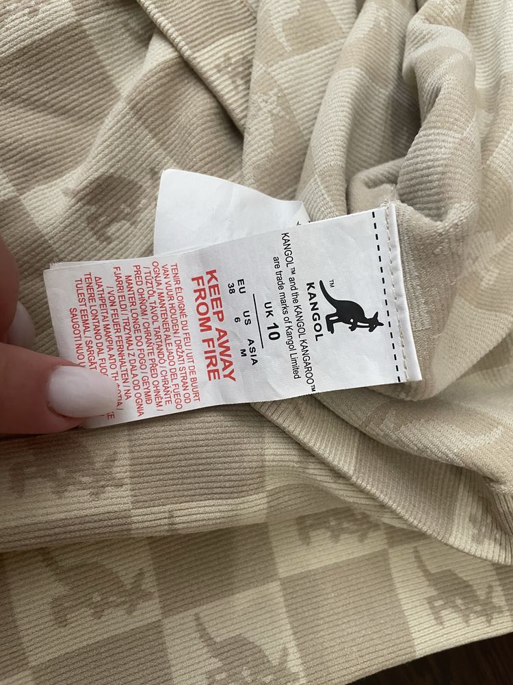 Оргинален екип на Kangol Нов!!