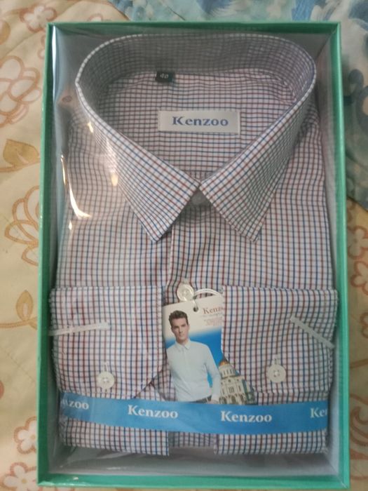 Рубашки мужские новые в упаковке