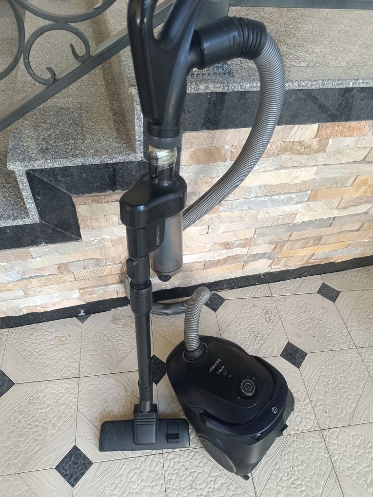 Samsung pilisos sotiladi
