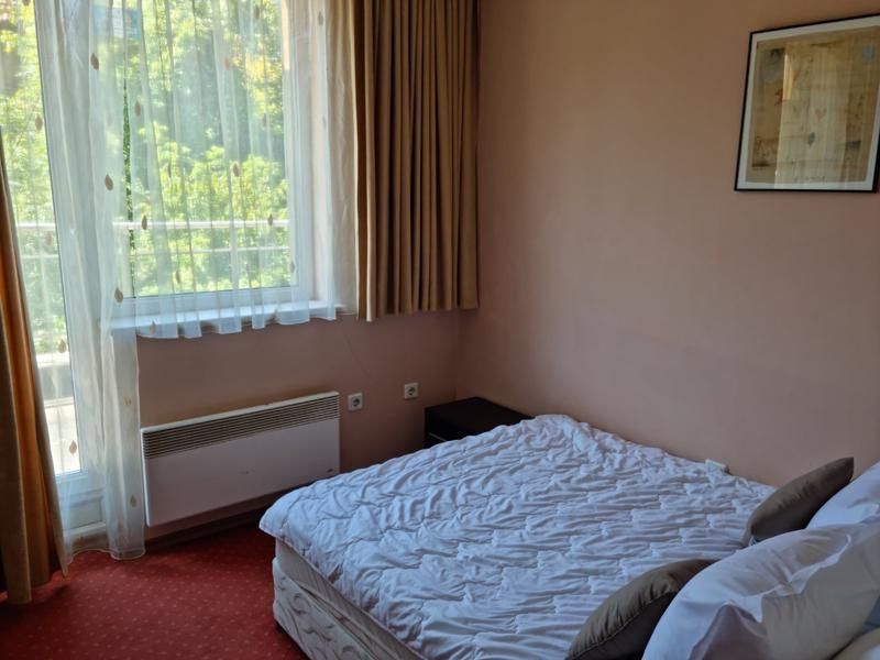 Дава се под наем Тристаен апартамент в София, Красно село - 68 кв.м за 700 € - Снимка #5