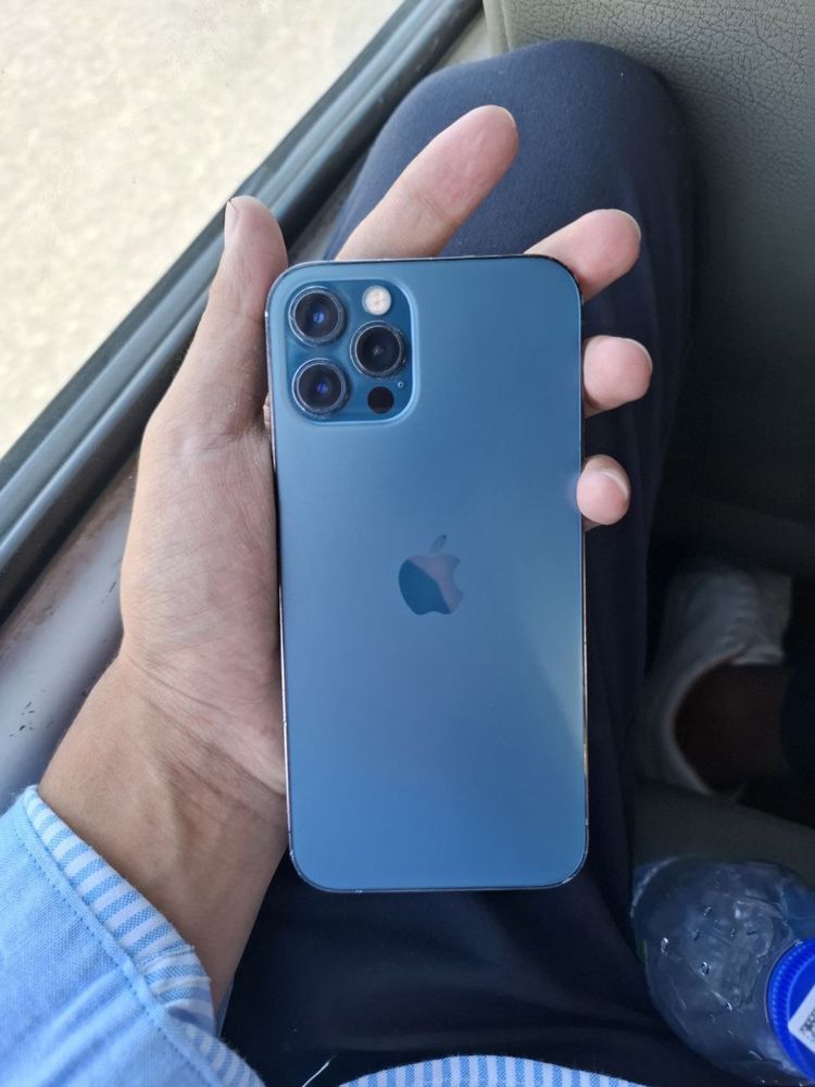 Iphone 12pro …….