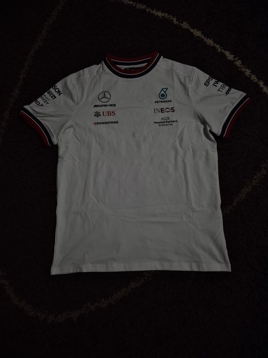 Vând tricouri Mercedes Amg