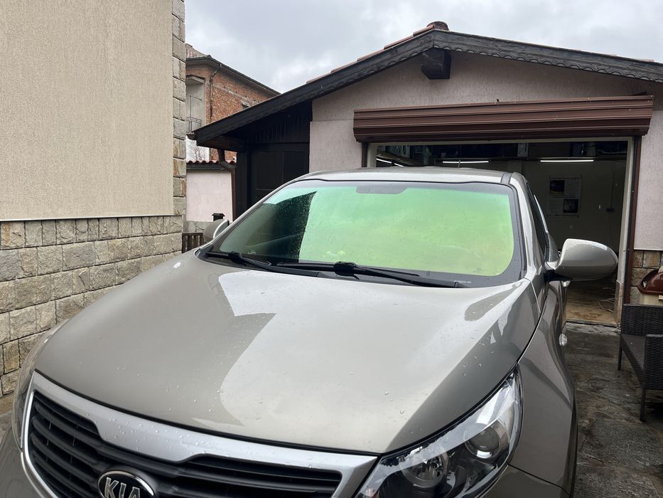 Затъмняване на автостъкла, полиране и фолиране на фарове