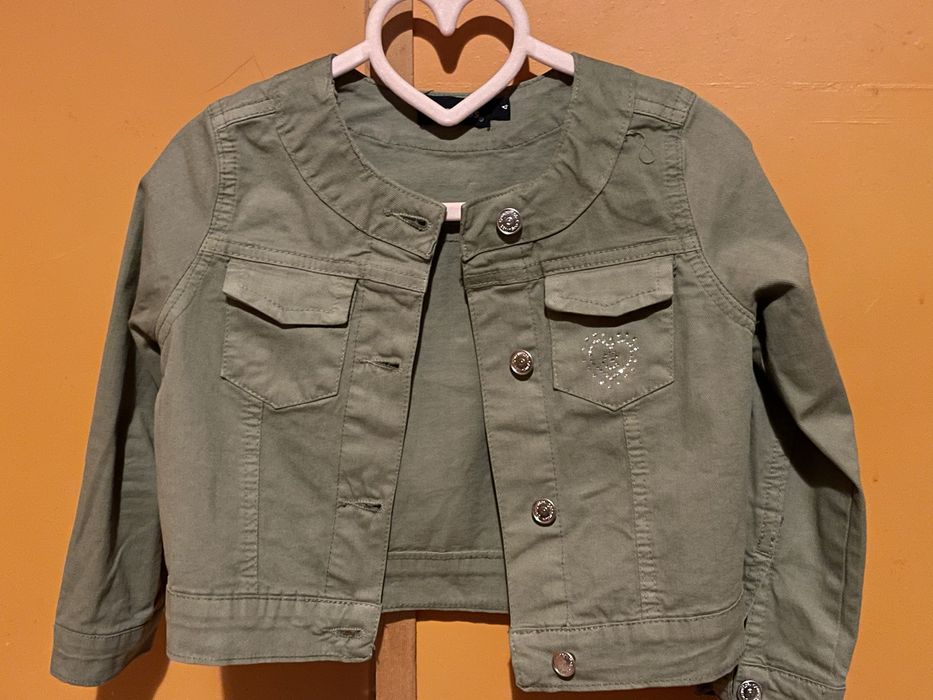 Дрехи за момиче 3-4 години, 104 см. официални рокли, гащеризон, дънки