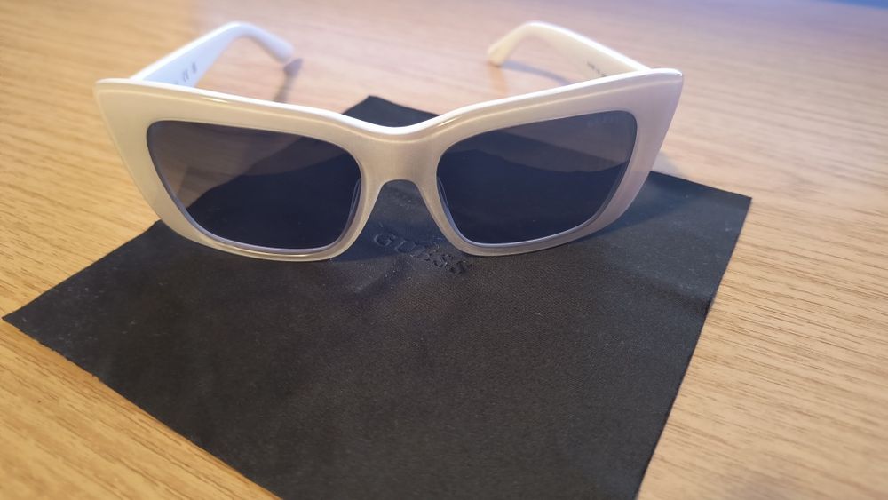 Ochelari soare Guess