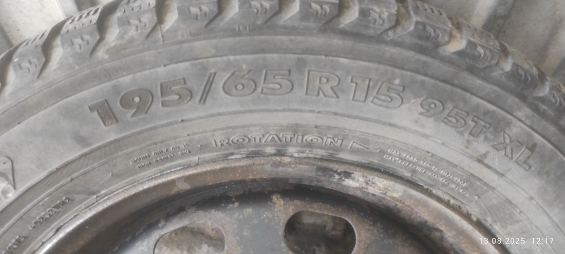 195/65R15 Nokian диски 5/100 Wolksvagen