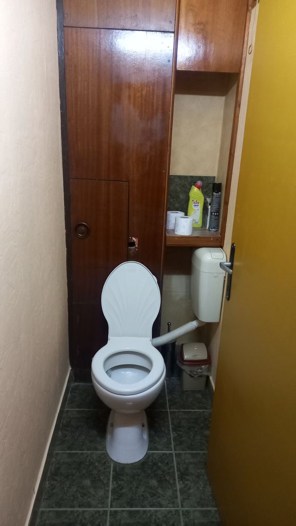 Дава се под наем Тристаен апартамент в София, Летище София - 85 кв.м за 714 € - Снимка #1