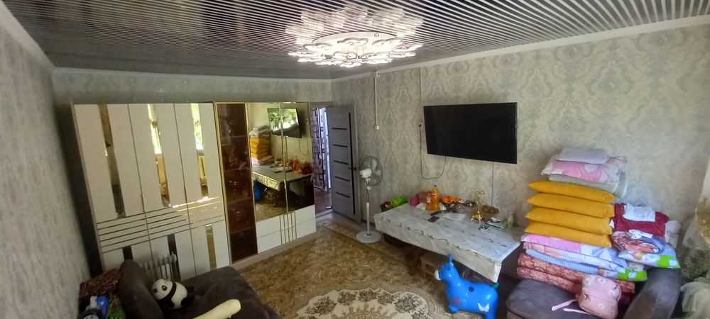 Срочно!!! Продаю свою 3 - х комнатную квартиру в Спутнике 6