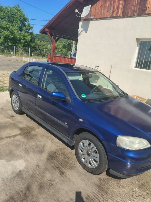 Vând Opel Astra G