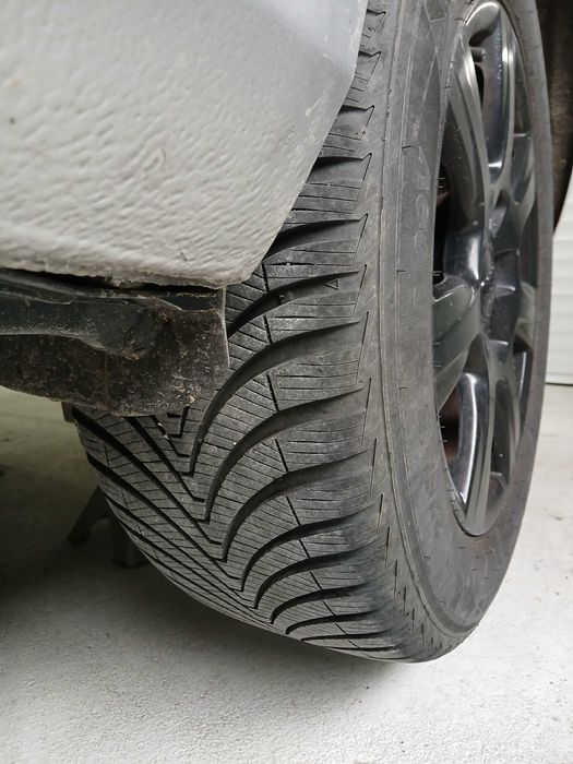 Ауди A4 B8 2.0 TFSI (2009). Эа части.