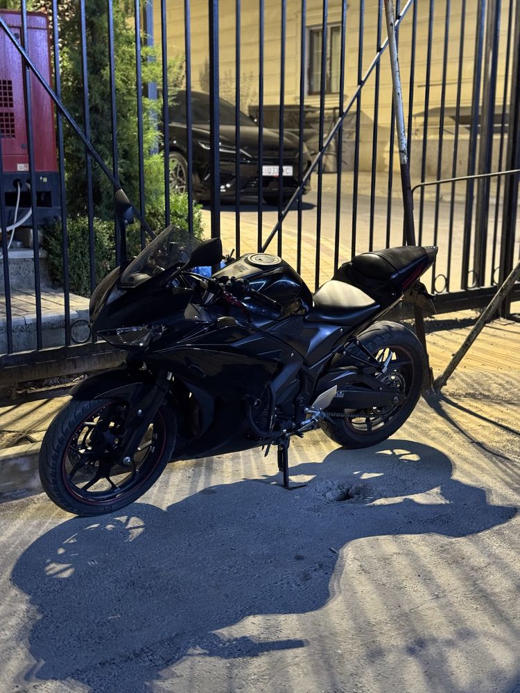 Yamaha R3 original