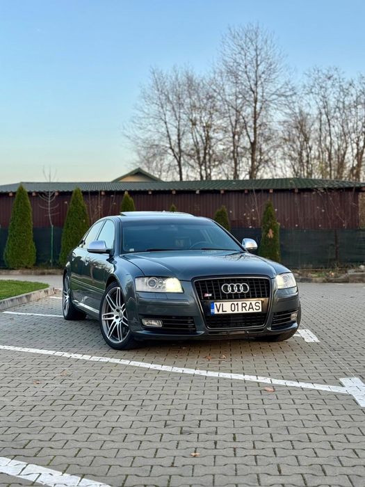 Audi S8 D3 5.2 V10