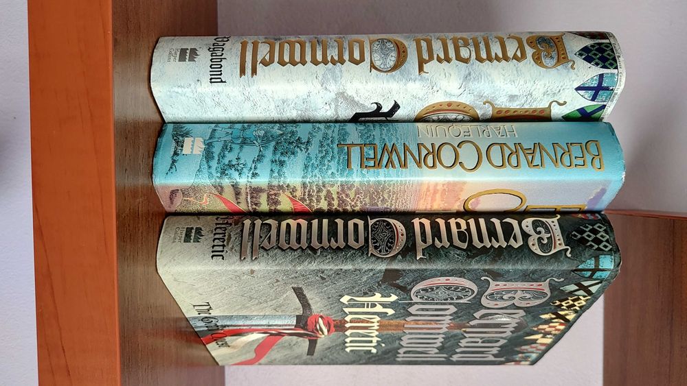 Bernard Cornwell  - The Grail Quest series: Harlequin,Vagabond,Heretic