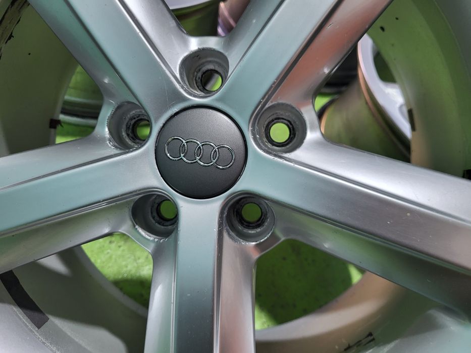 17 5x112 Audi A3 a4 лети джанти 5х112