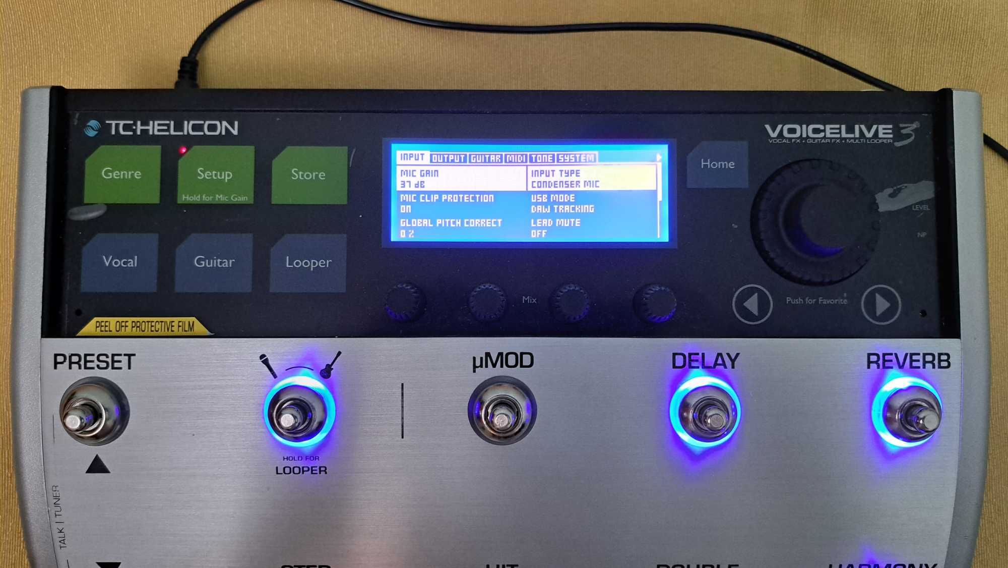 Vând TC HELICON Voice Live 3