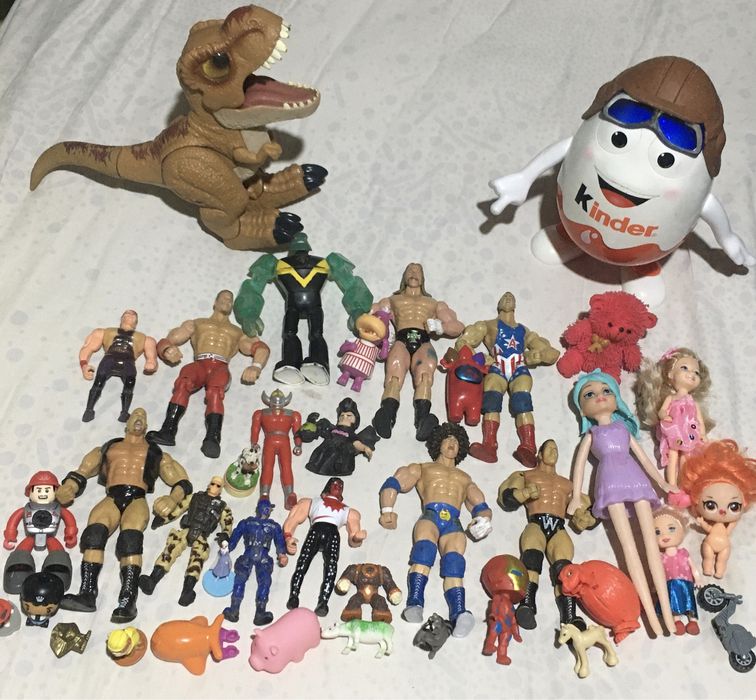 Почти цял Чувал Играчки Фигурки и Разни