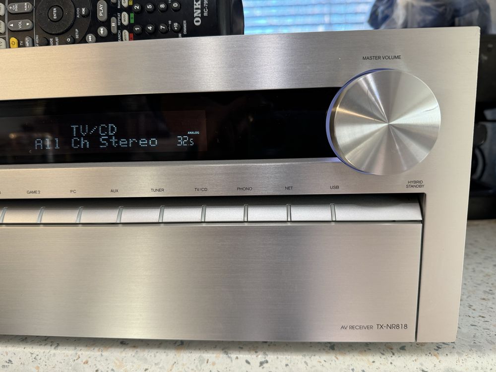 Onkyo TX-NR818 resiver