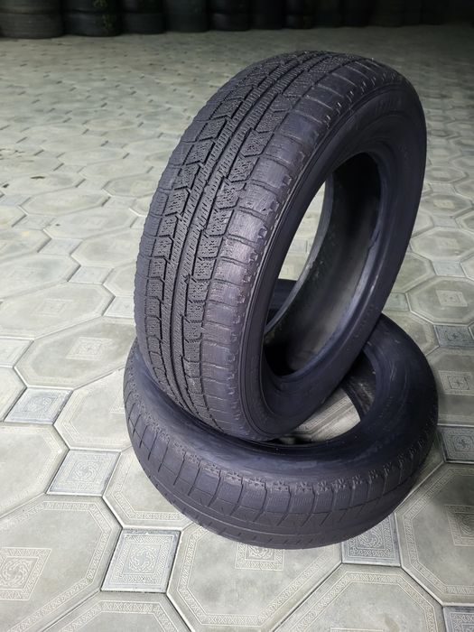 Продам шины BRIDGESTON 205/60/16 в  паре хорошом состояние  всесезонна