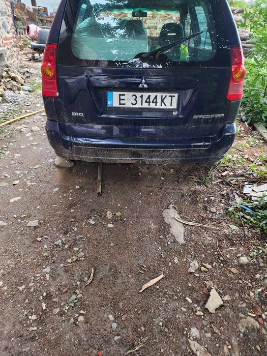 Продавам кола за части без номера