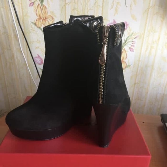 Продам ботильоны