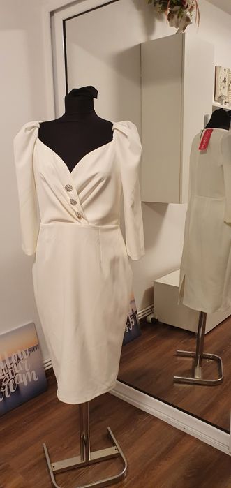 Rochie noua, cu eticheta, ivoire marimea 40