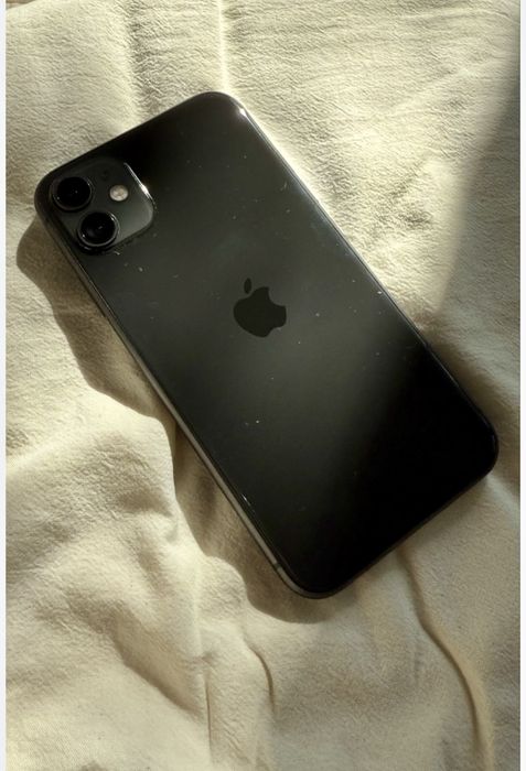 Iphone 11 в хорошем состоянии